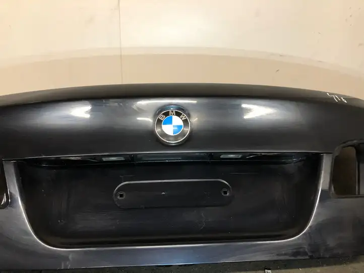 BMW 5 F10 F11 (2009 - 2016) Крышка багажника — фото 3