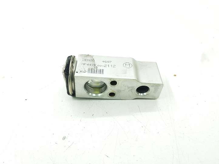 Toyota Corolla Verso AR10 (2004 - 2009)  MF4475002112 Клапан расширительный