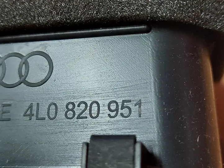 Audi Q7 4L (2005 - 2009) 4L0820951 Центральный воздушный дефлектор — фото 3