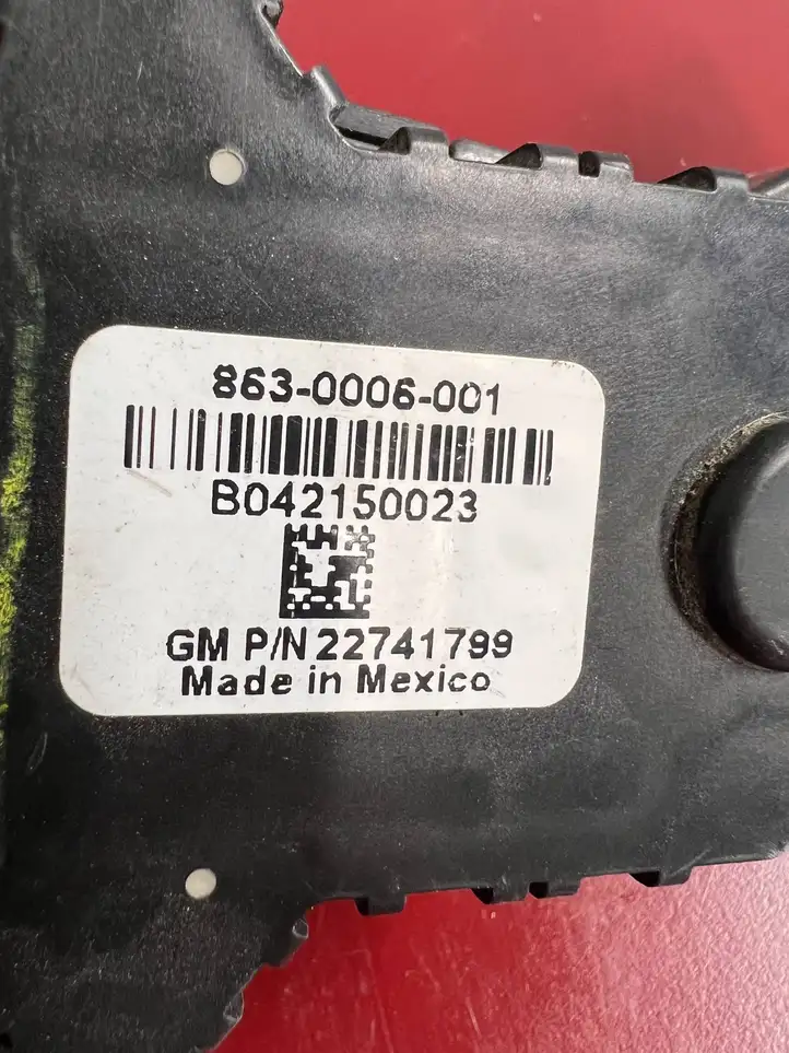 Chevrolet Camaro (2013 - 2015) 22741799 Педаль акселератора — фото 3
