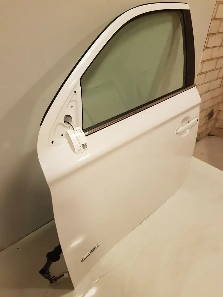 Mitsubishi Outlander (2012 - 2014) Дверь — фото 4