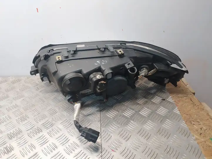 Volvo S60 (2004 - 2010) 30698836 Передняя фара — фото 3