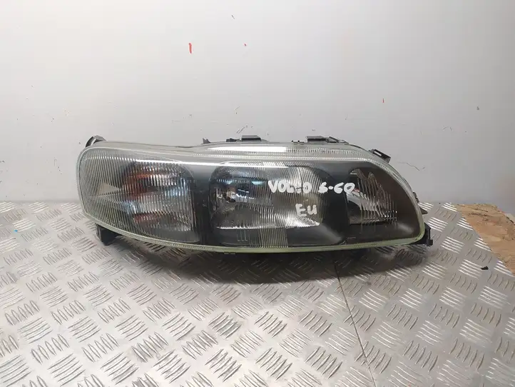 Volvo S60 (2000 - 2004) 89007860 Передняя фара — фото 1