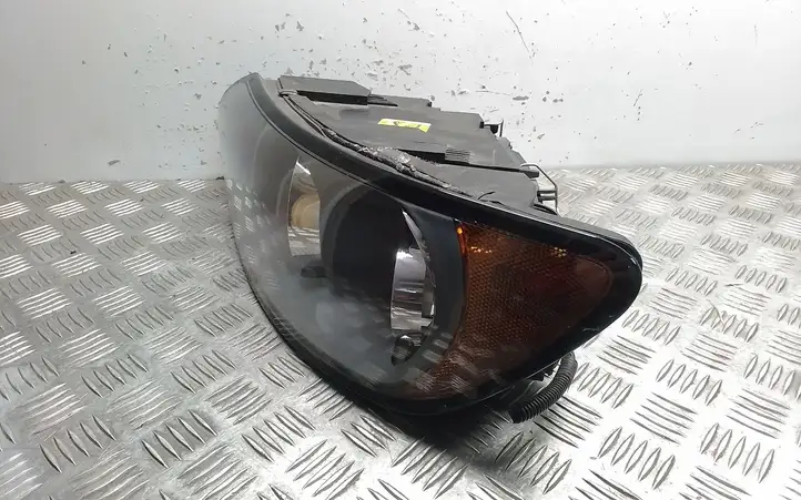 Volvo S40 (2004 - 2007) 30698885 Передняя фара — фото 2