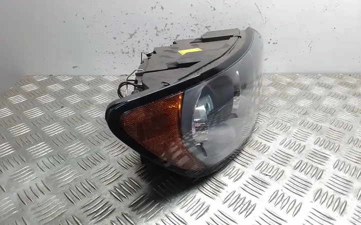 Volvo S40 (2004 - 2007) 30698886 Передняя фара — фото 2