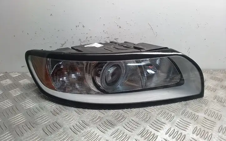 Volvo V50 (2008 - 2012) 31265695 Передняя фара — фото 1