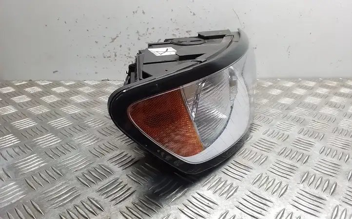 Volvo V50 (2008 - 2012) 31265695 Передняя фара — фото 2