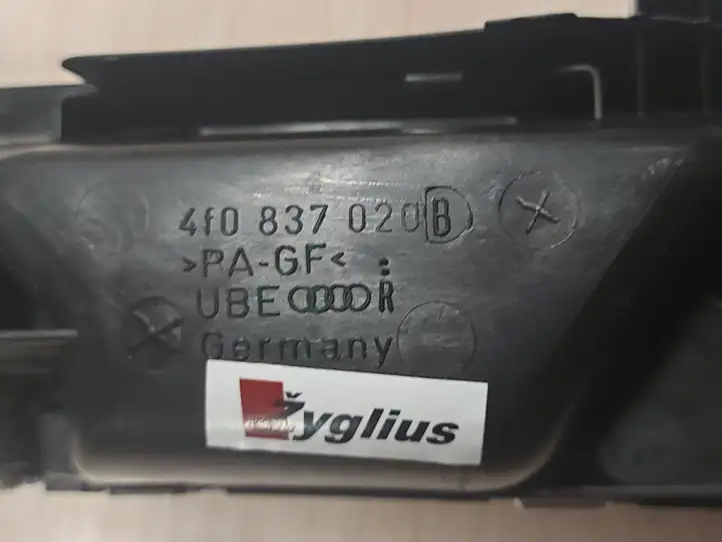 Audi A6 S6 C6 4F (2004 - 2008) 4F0837020B Внутренняя ручка двери — фото 2