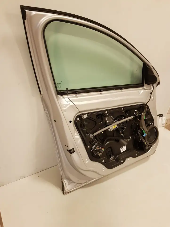 Volvo XC60 (2008 - 2013) Дверь — фото 2