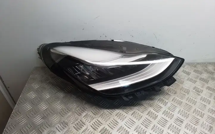 Tesla Model Y (2019 - 2024) 107737200 Передняя фара — фото 1