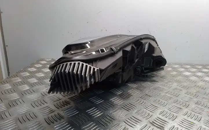 Tesla Model Y (2019 - 2024) 107737100 Передняя фара — фото 3