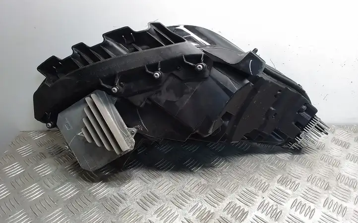 Tesla Model Y (2019 - 2024) 107737100 Передняя фара — фото 6