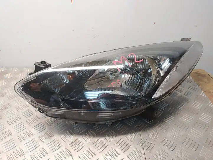 Mazda 2 (2007 - 2010) D65151040 Передняя фара — фото 1