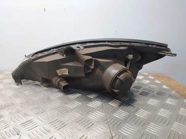 Ford Focus (1998 - 2004) YS4X13005 Передняя фара — фото 3