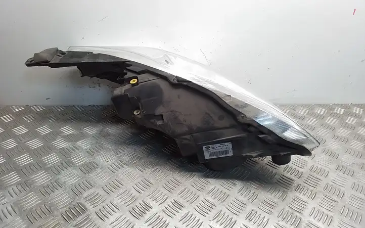 Ford C-MAX II (2010 - 2015) 89502246 Передняя фара — фото 3