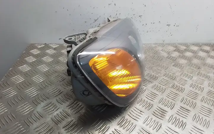 Hyundai XG (1999 - 2002) 1017497 Передняя фара — фото 2