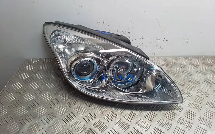 Hyundai i30 (2007 - 2012) 1011206 Передняя фара — фото 1