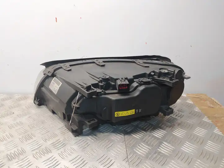 Volvo S80 (2013 - 2016) 30796130 Передняя фара — фото 3