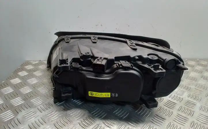 Volvo S80 (2013 - 2016) 31353533 Передняя фара — фото 4