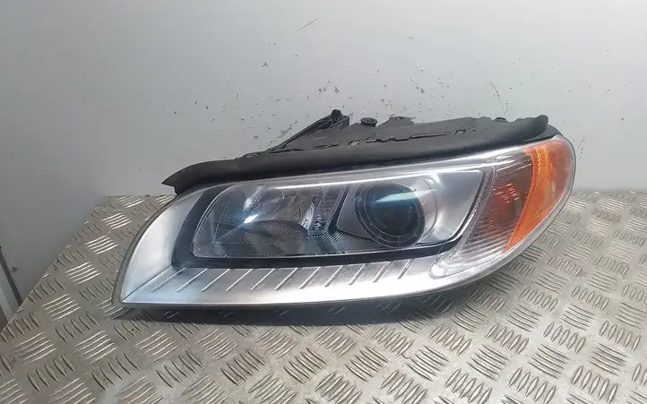 Volvo S80 (2013 - 2016) 1090025 Передняя фара — фото 1