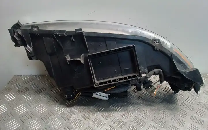 Volvo V70 (2004 - 2007) 30698835 Передняя фара — фото 6