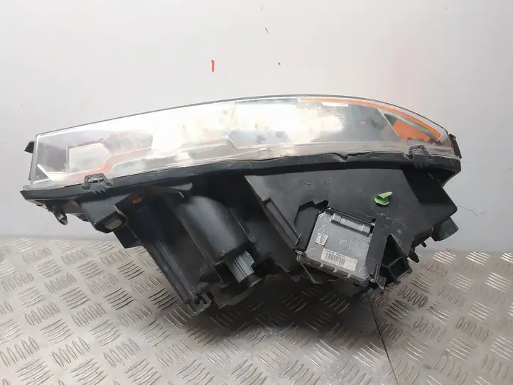 Volvo XC90 (2002 - 2006) 89902054 Передняя фара — фото 4