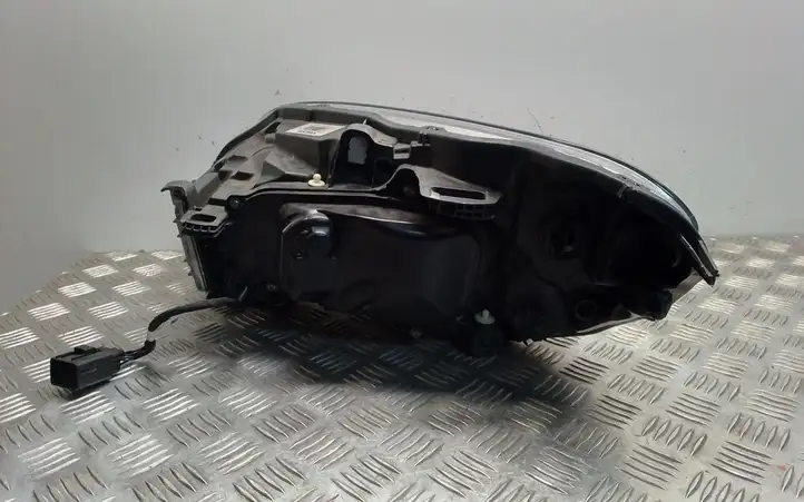 Volvo XC60 (2013 - 2017) 31420258 Передняя фара — фото 4