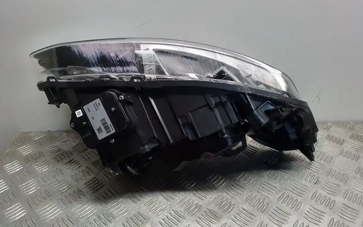 Volvo XC60 (2013 - 2017) 31420257 Передняя фара — фото 5