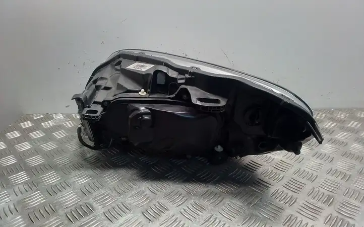Volvo XC60 (2013 - 2017) 31420258 Передняя фара — фото 3