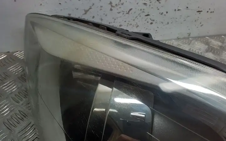 Volvo XC60 (2008 - 2013) 30763143 Передняя фара — фото 3