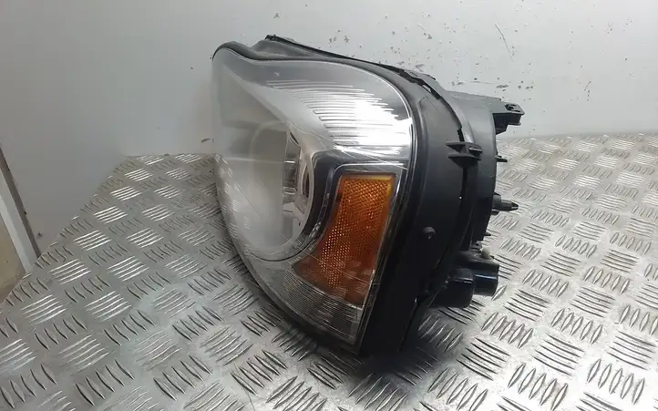 Volvo XC90 (2006 - 2014) 31111845 Передняя фара — фото 2
