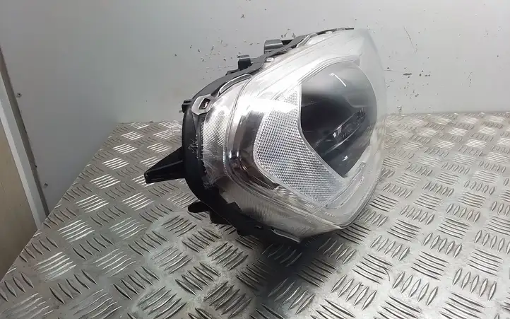 Volvo XC60 (2013 - 2017) 31420258 Передняя фара — фото 2