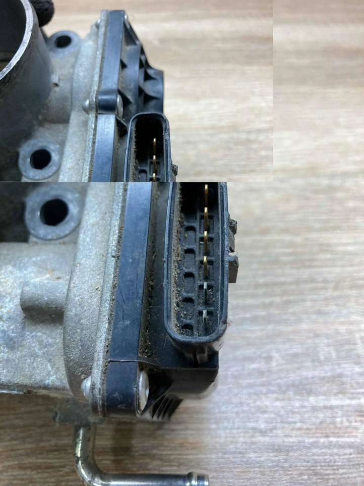 Toyota Camry (2001 - 2006)  220300H030 Дроссель