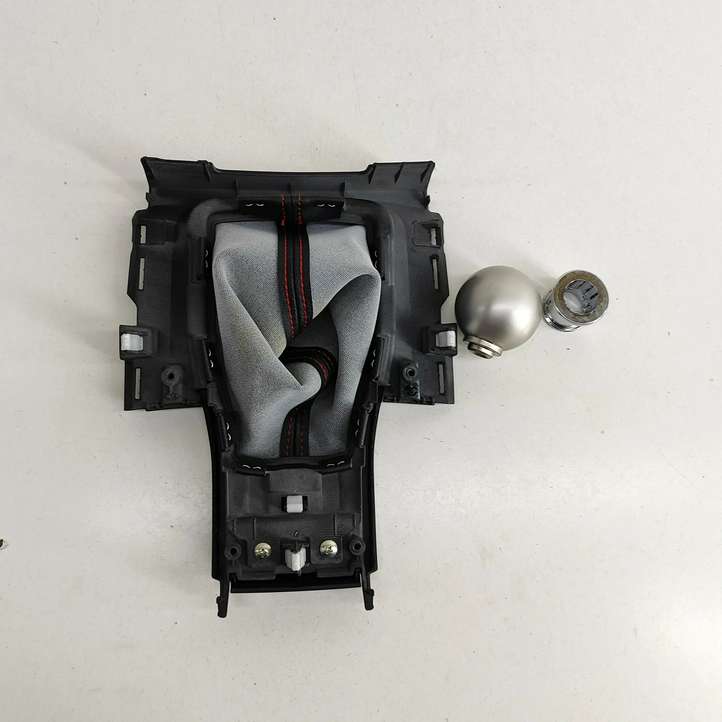 Honda Civic X (2016 - 2021)  77296TGHA11ZA Отделка рычага переключения передач (кожа, головка)