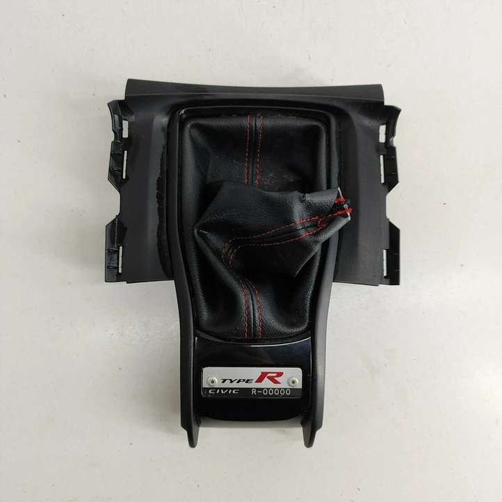 Honda Civic X (2016 - 2021)  77296TGHA11ZA Отделка рычага переключения передач (кожа, головка)