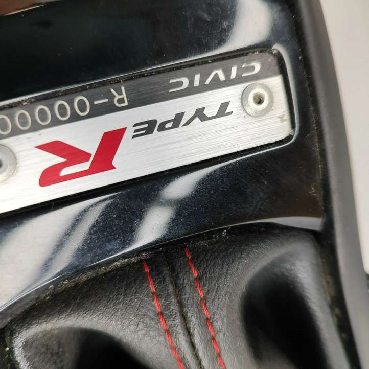 Honda Civic X (2016 - 2021)  77296TGHA11ZA Отделка рычага переключения передач (кожа, головка)