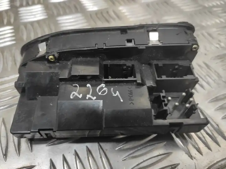 BMW 5 E39 (1996 - 2003) 8360887 Кнопка стеклоподъемников — фото 3