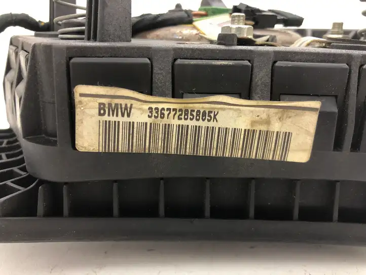 BMW 5 E60 E61 (2004 - 2010) 601718903 Подушка безопасности руля — фото 4