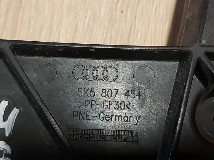Audi A4 S4 B8 8K (2007 - 2011) 8K5807454 Кронштейн заднего бампера — фото 5