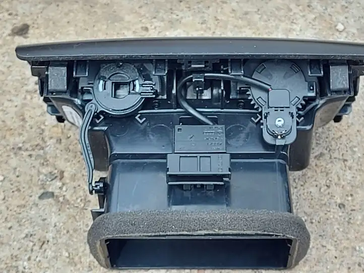 Audi A4 S4 B8 8K (2007 - 2011) 8K0819203D Задний воздушный дефлектор — фото 2