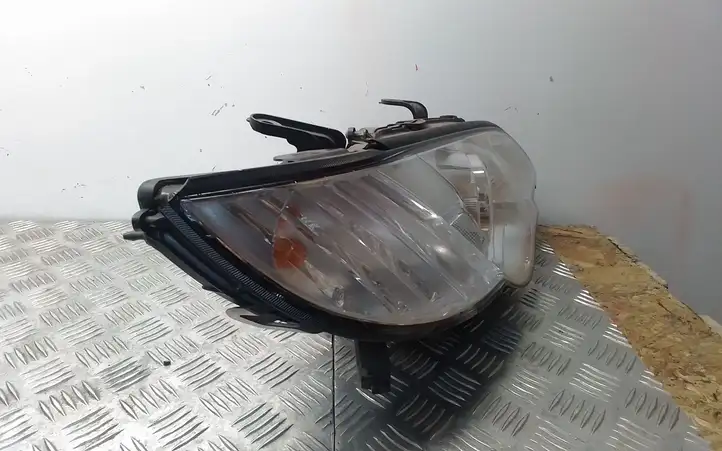 Subaru Outback (2007 - 2009) 10020954 Передняя фара — фото 2