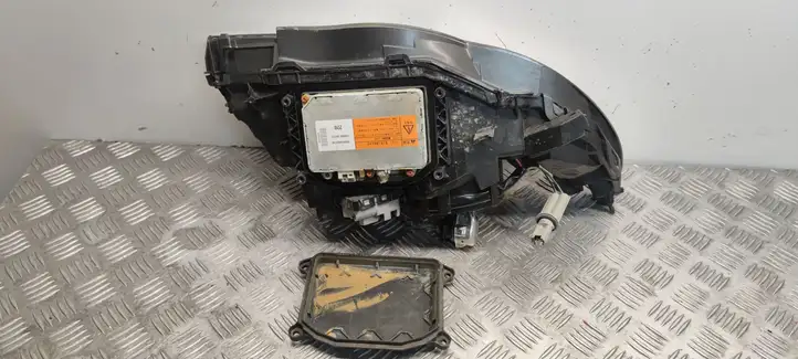 Subaru Outback (2007 - 2009) 10020954 Передняя фара — фото 8