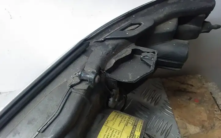 Subaru Outback (2007 - 2009) 10020954 Передняя фара — фото 6
