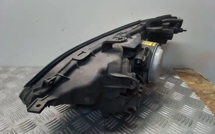 Subaru Outback (2007 - 2009) 10020953 Передняя фара — фото 4