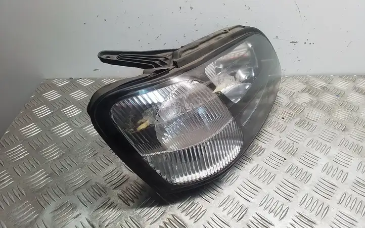 Subaru Legacy (1999 - 2003) 10020655 Передняя фара — фото 2