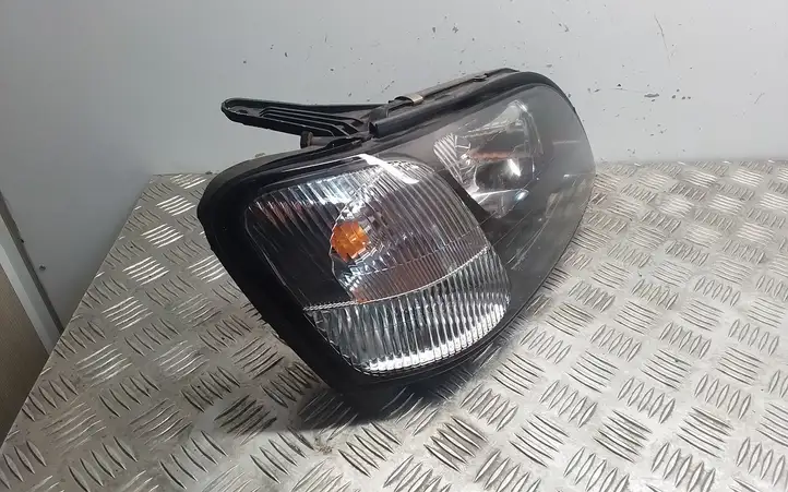Subaru Legacy (1999 - 2003) 10020655 Передняя фара — фото 2