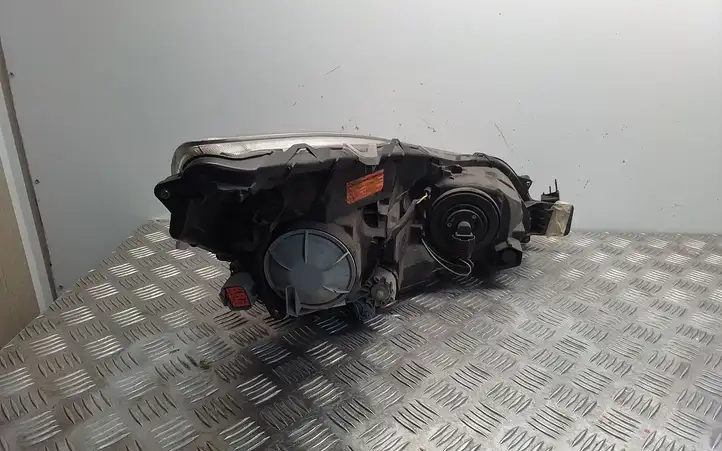 Subaru Legacy (2009 - 2013) Передняя фара — фото 3