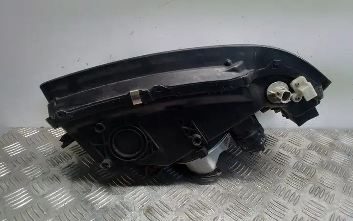 Subaru Legacy (1999 - 2003) 10020655 Передняя фара — фото 6