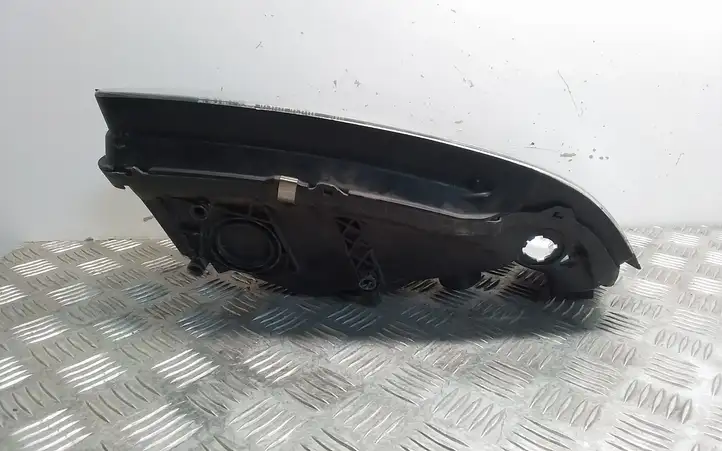 Subaru Legacy (1999 - 2003) 10020656 Передняя фара — фото 7