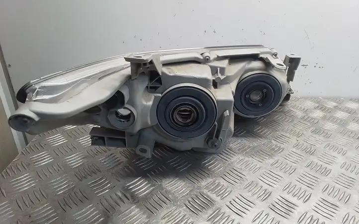 Toyota Camry (2011 - 2017) 209222B Передняя фара — фото 3